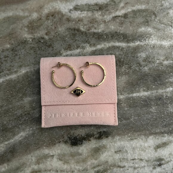 Jennifer Meyer Small Hammered Hoops - Picture 4 of 6